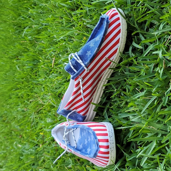 Source Unknown Other - Hey Dude - Knock Offs